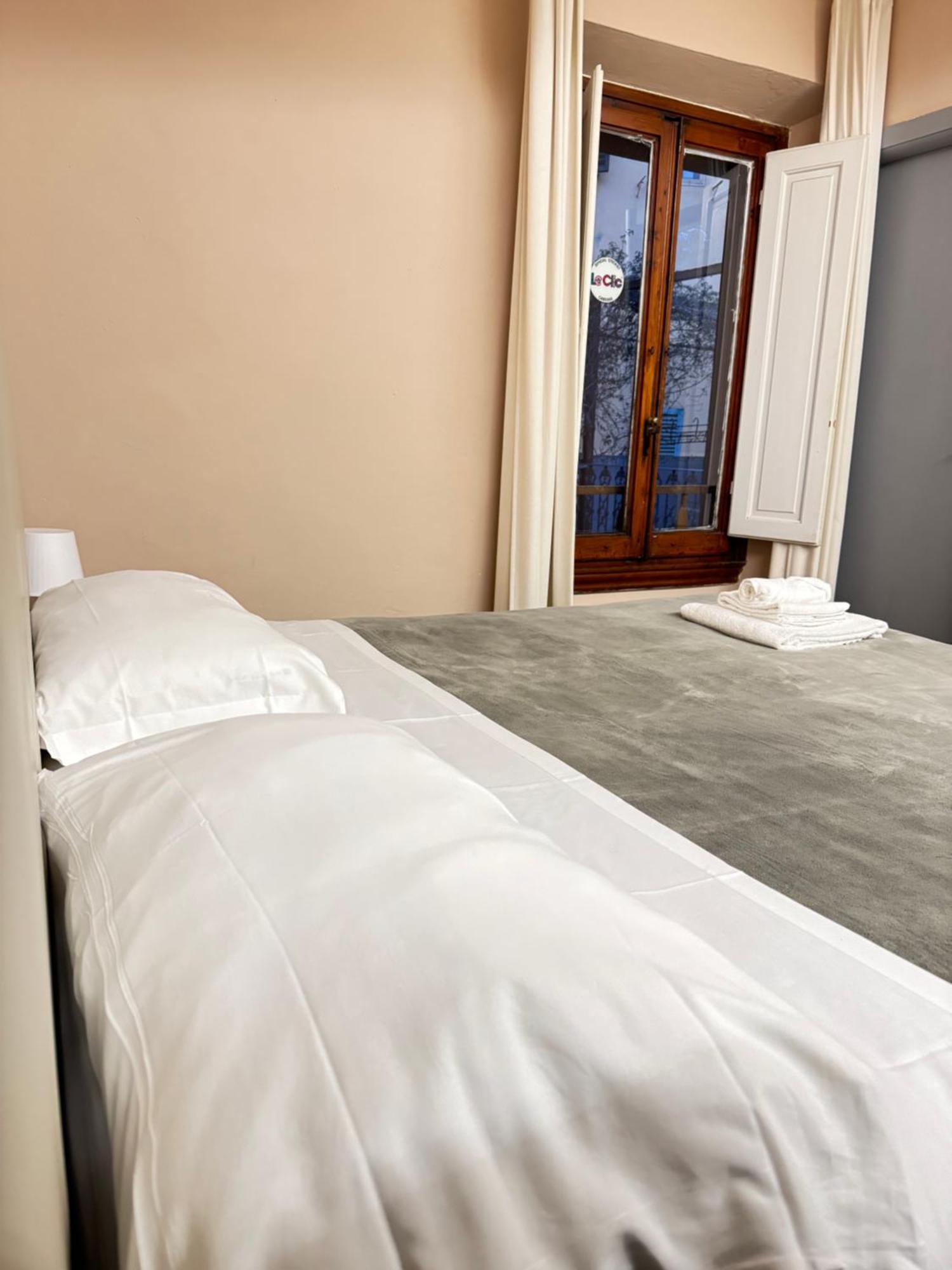 Cattaleya Rooms Флоренция Экстерьер фото